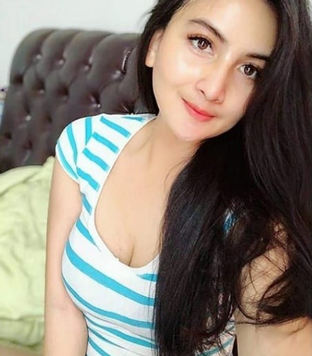 Menikmati Memek Pembantu Masih 17 Tahun 7276